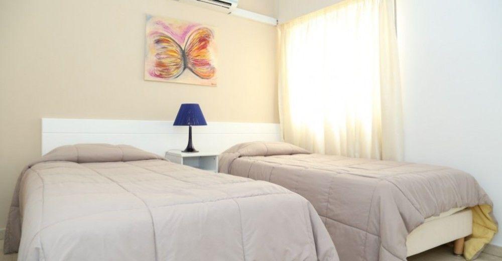 River Beach Apartments 利马索尔 外观 照片