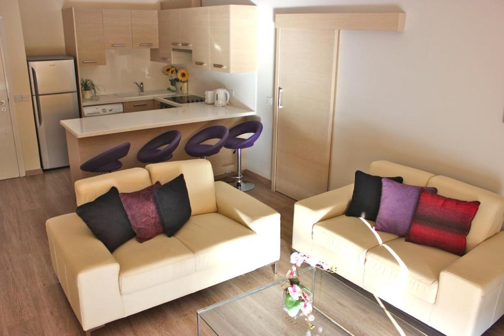 River Beach Apartments 利马索尔 客房 照片